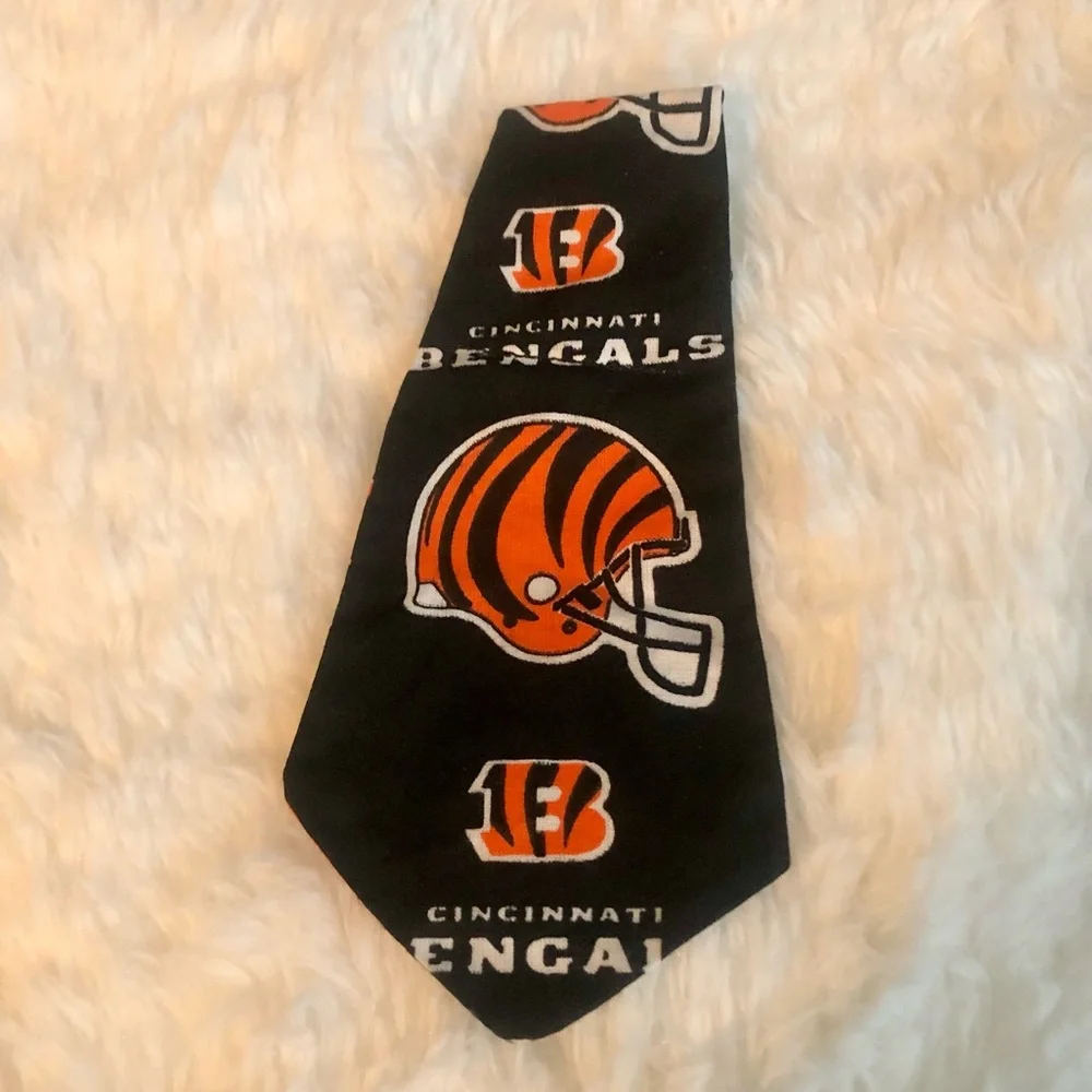 Cincinnati Bengals Pet Neck Tie for Dog or Cat Collar Football